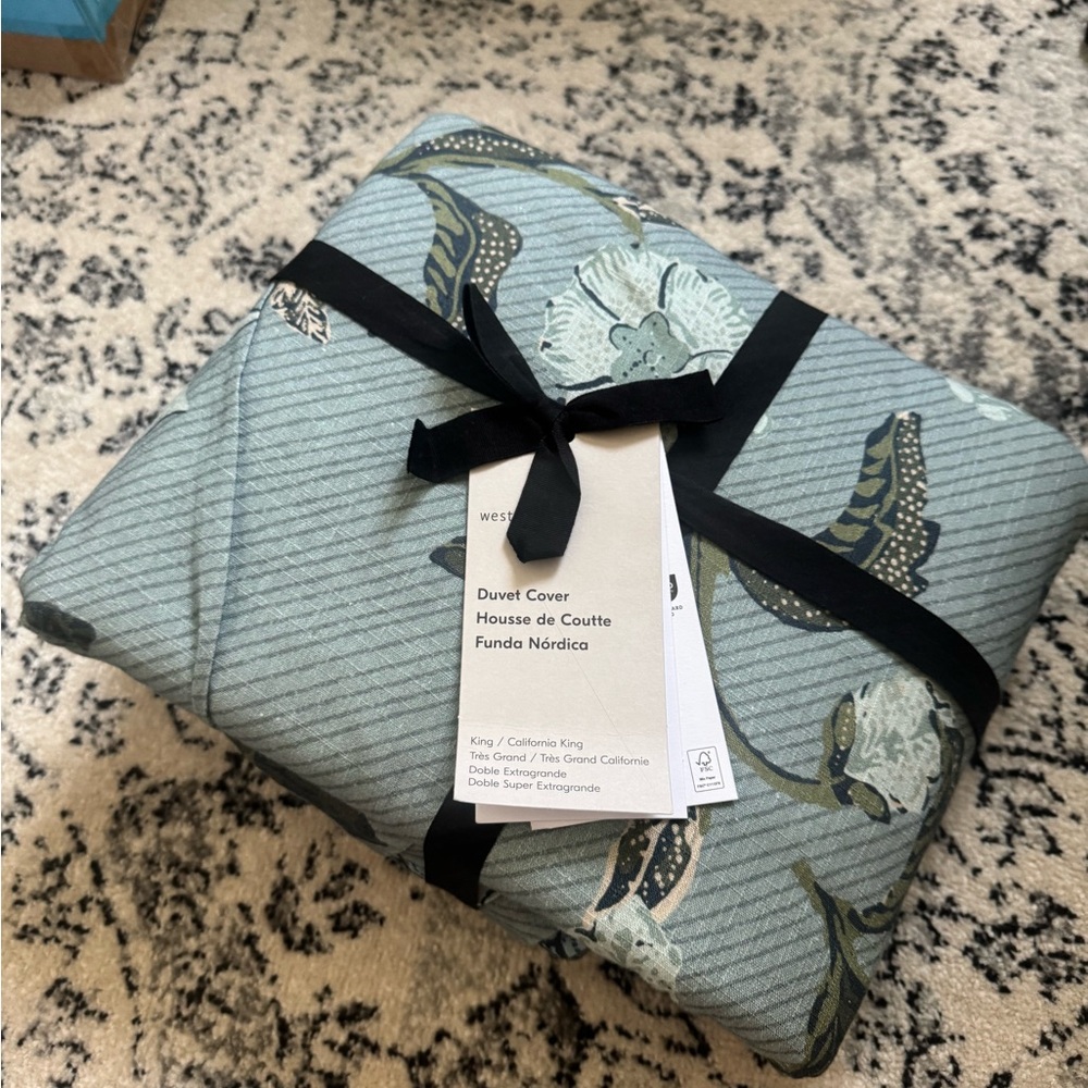 West Elm Batik Floral Duvet Cover KING